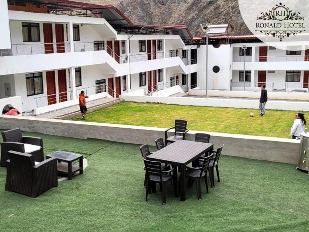 Ronald Hotel Churin Ngoại thất bức ảnh